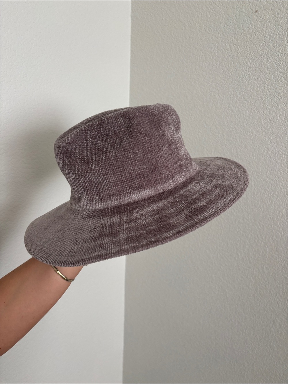 Forever 21 Plush Velvet Bucket Hat - Mauve Taupe